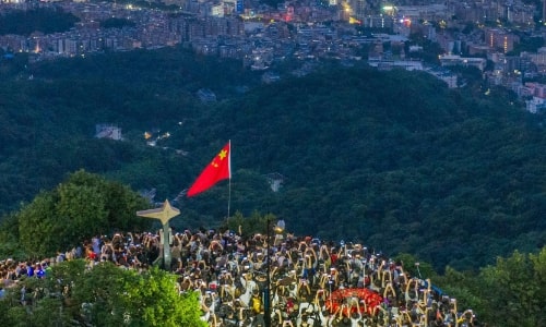baiyun mountain hiking